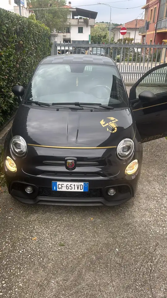Abarth 595 2021