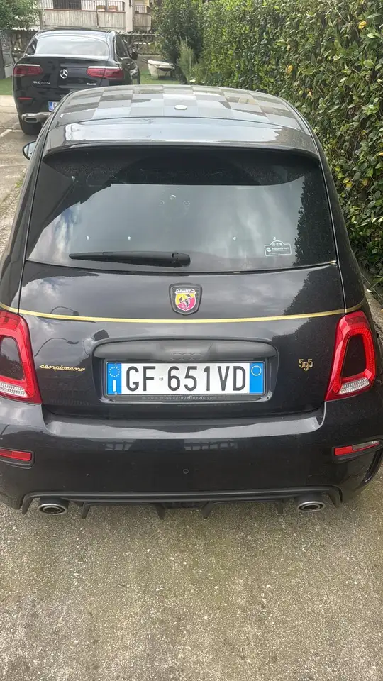 Abarth 595 2021