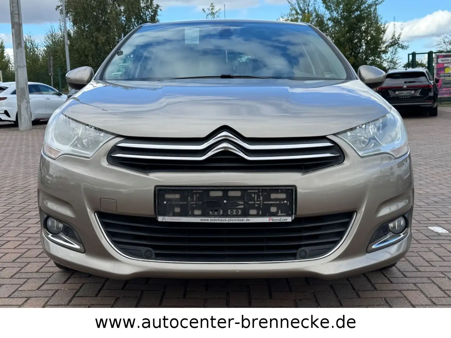 Citroen C4 Lim. Exclusive*Automatik* HU/AU 05-2027 Beige - 2