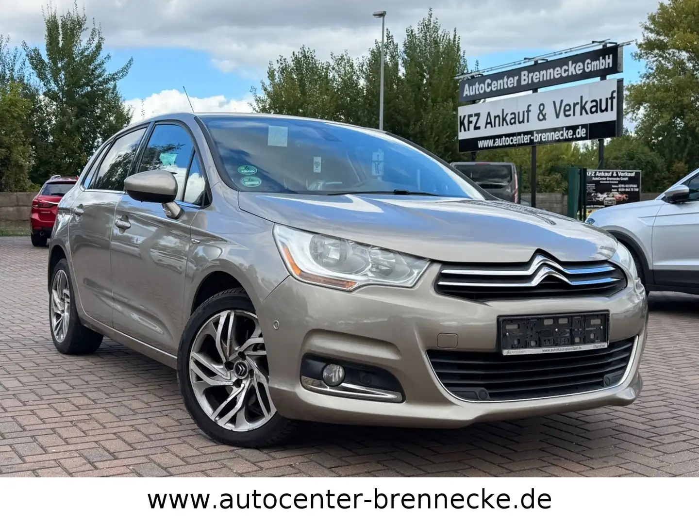 Citroen C4 Lim. Exclusive*Automatik* HU/AU 05-2027 Beige - 1