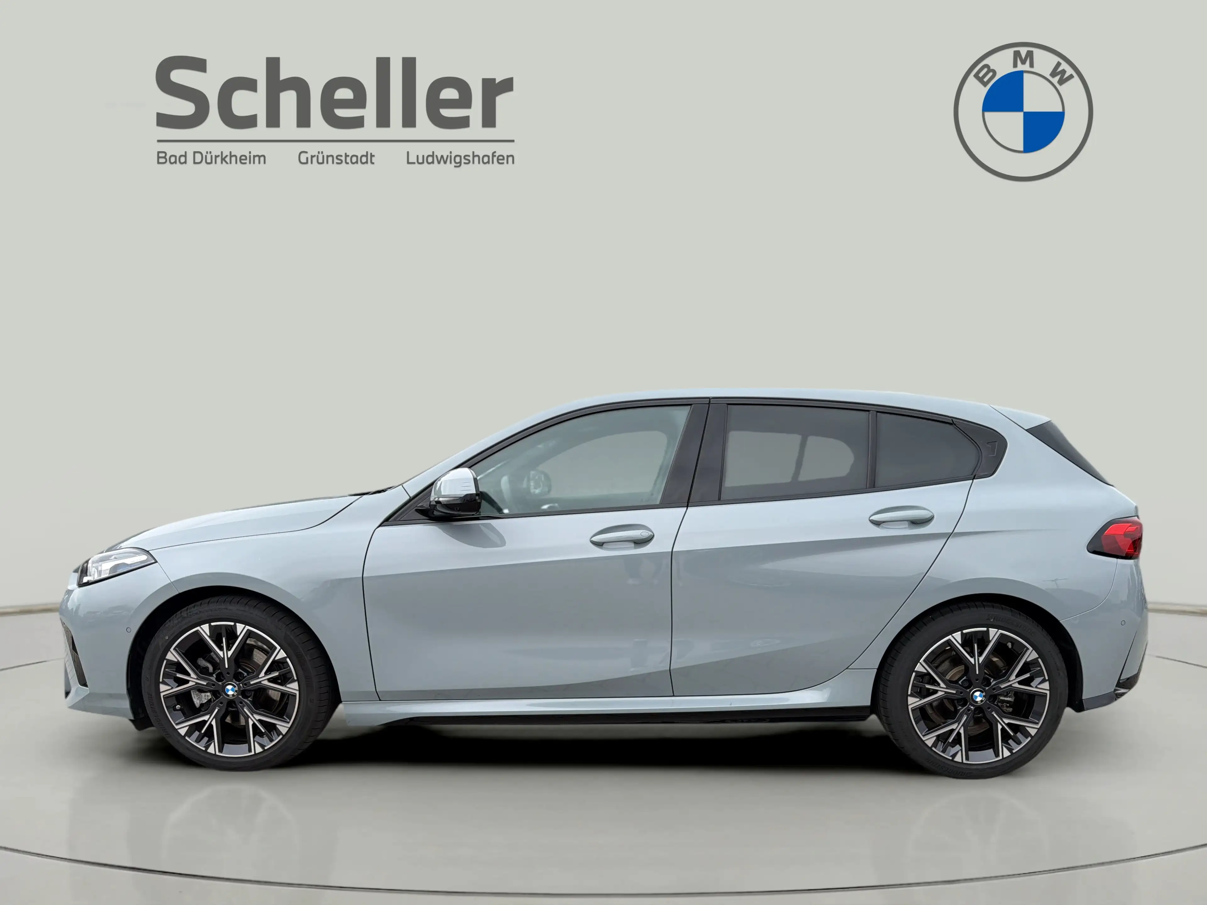 BMW 120 — photo 4