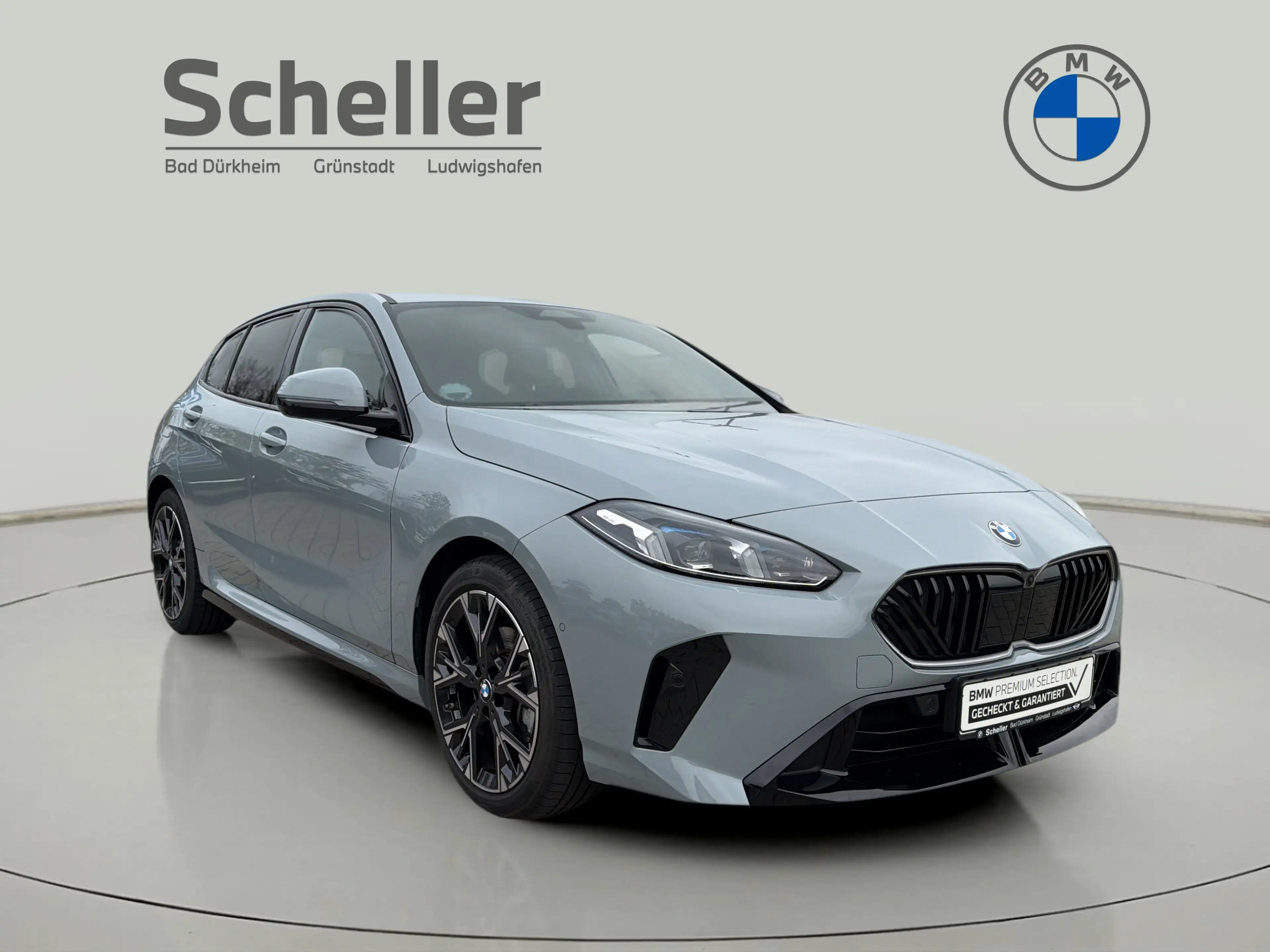 BMW 120 — photo 9