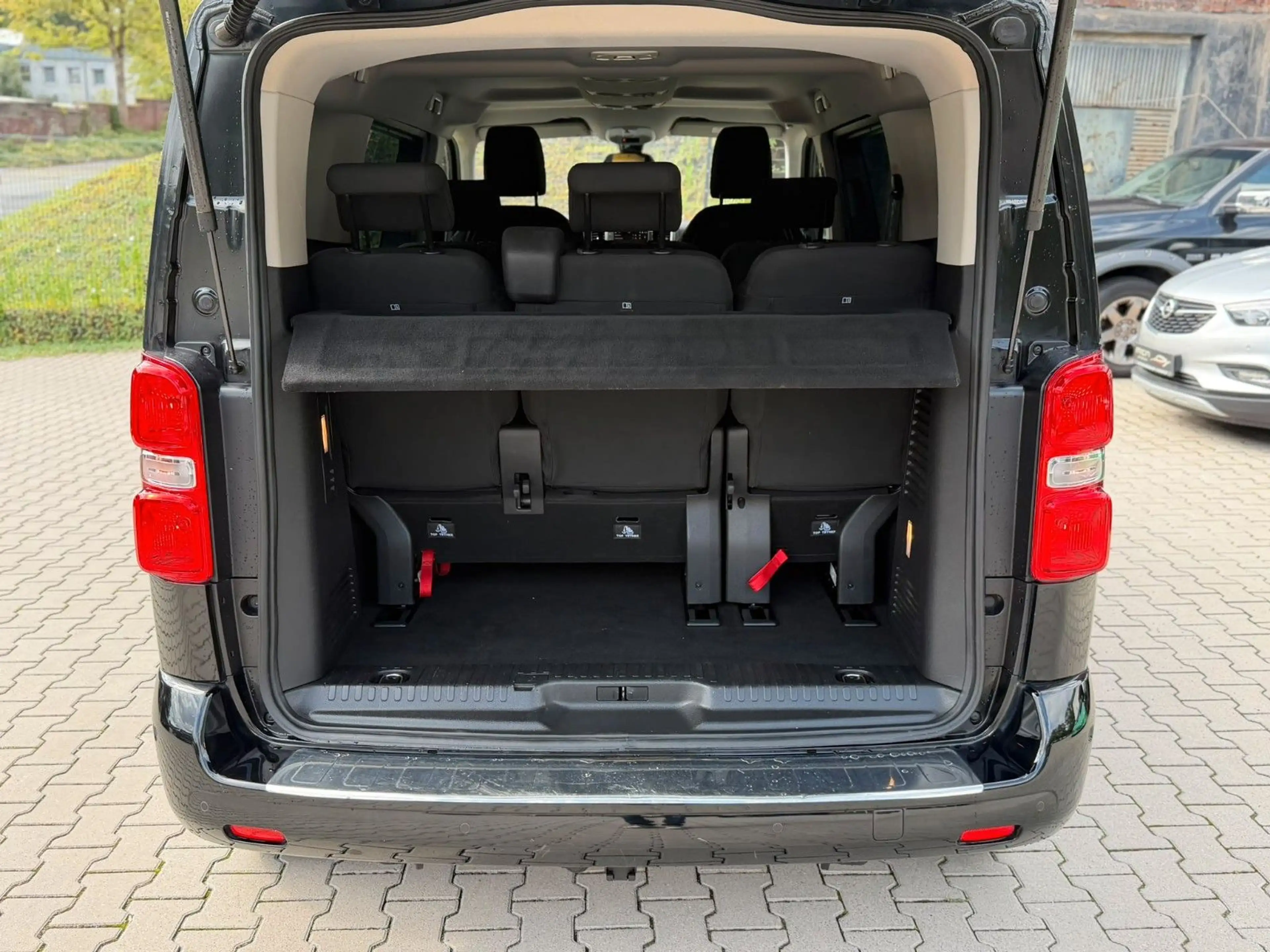 Opel Zafira Life Edition M — photo 6