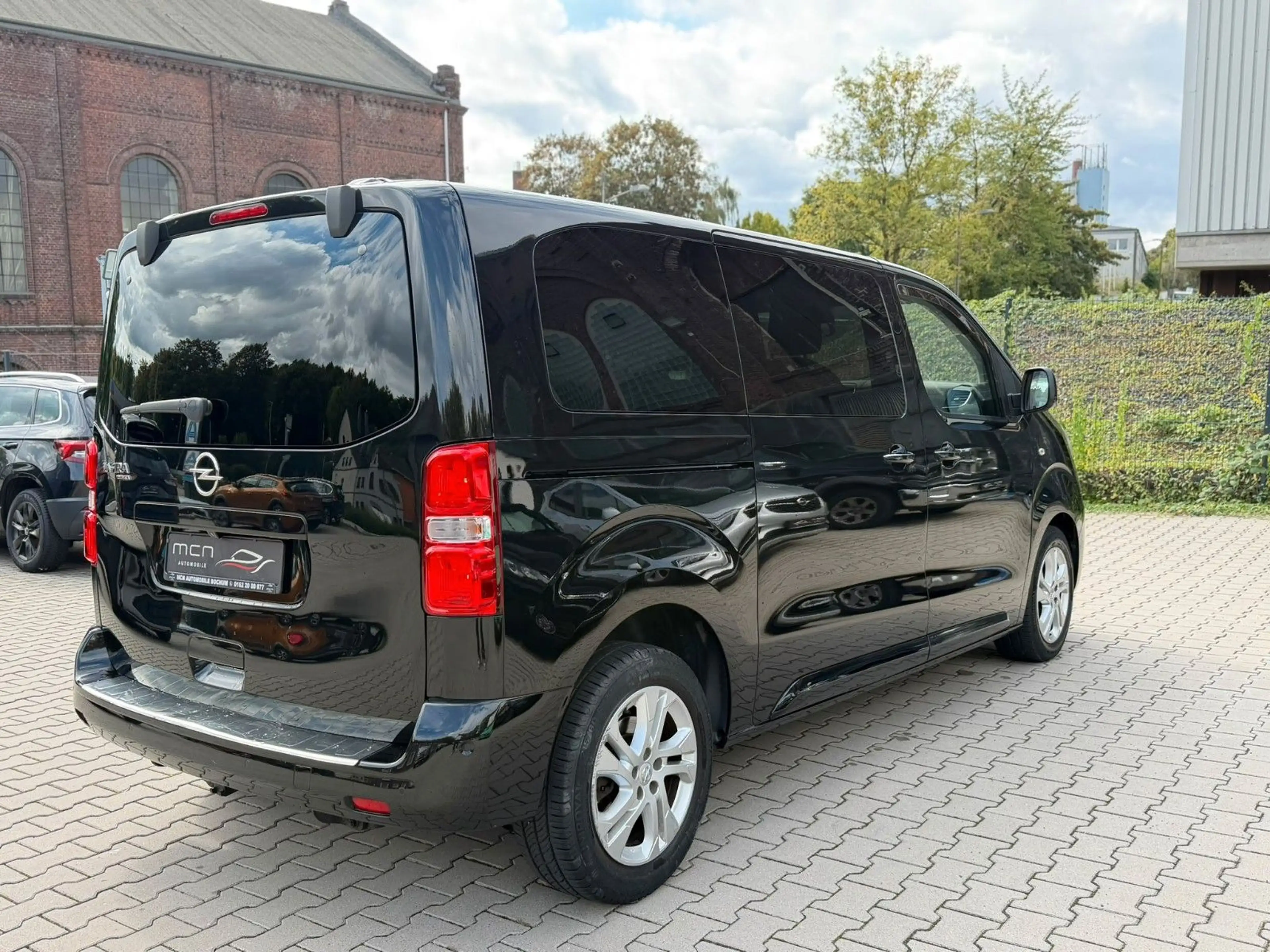 Opel Zafira Life Edition M — photo 3