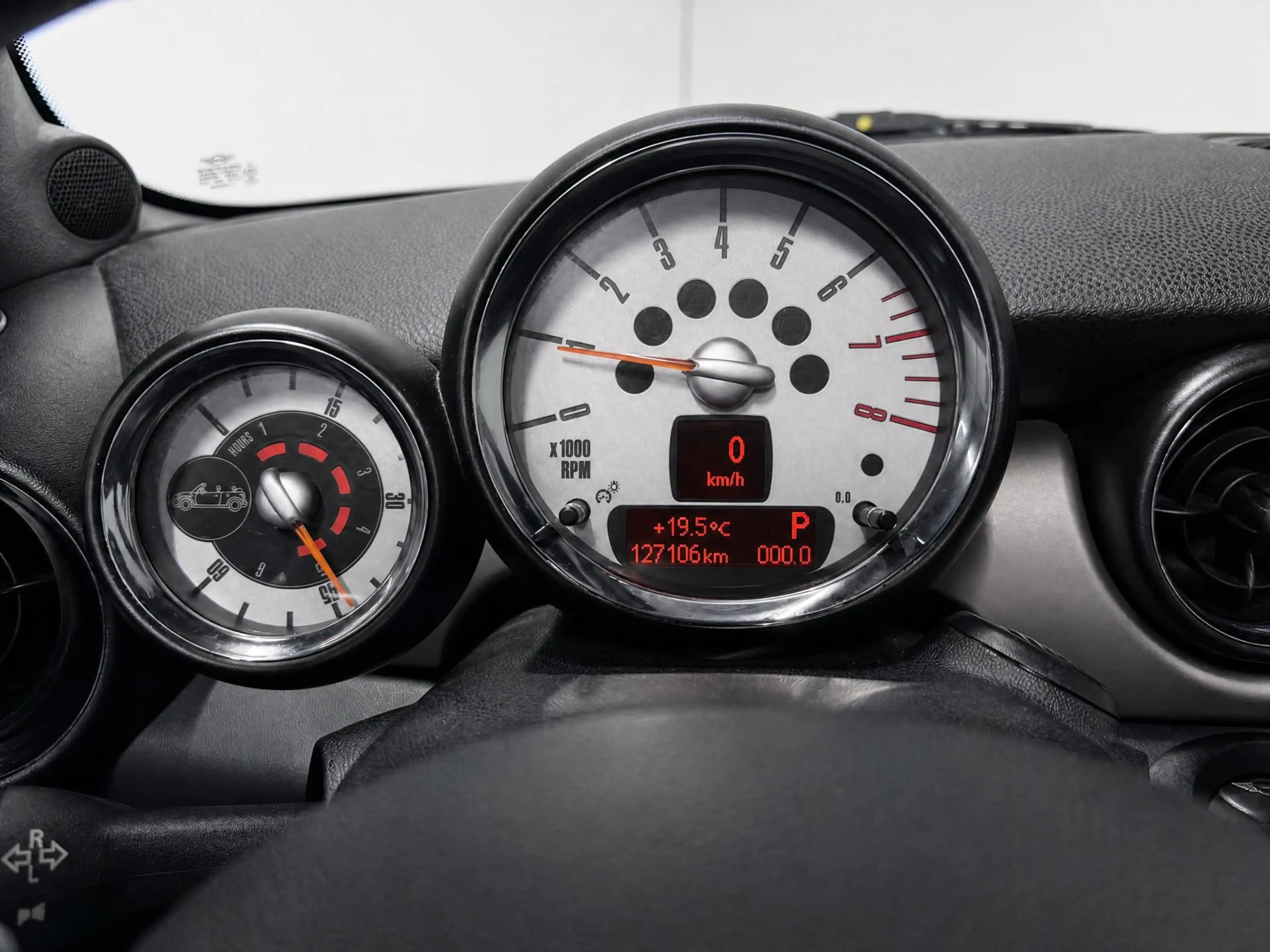 MINI Cooper S Cabrio 1.6 Chili (STOELVERWARMING, LEDER, 17 INCH) — photo 12