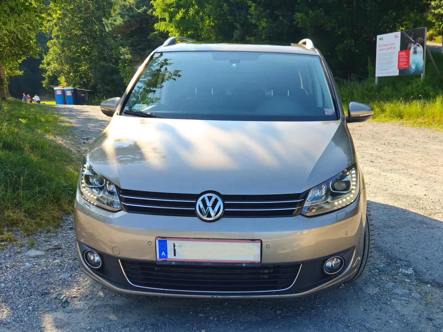 Volkswagen Touran Touran Sky 1,6 BMT TDI DPF Sky Bronze - 2