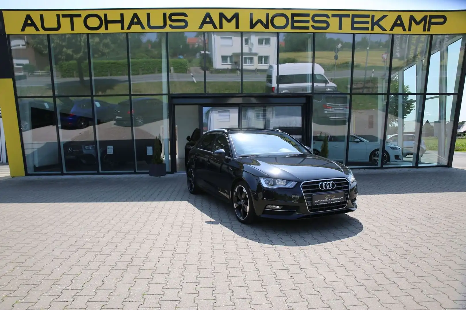 Audi A3 3xS-LINE*STHZ*LEDER*PANO*MMI*1.HAND*PDC Negro - 1
