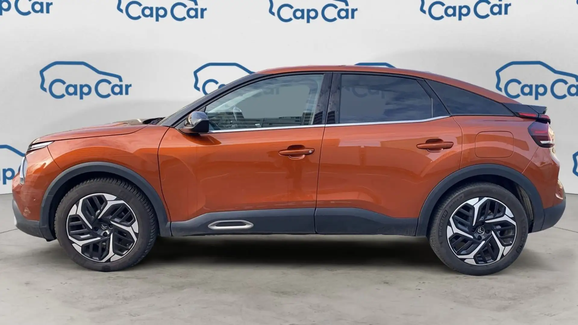 Citroen C4 III 1.2 PureTech 130 Shine Orange - 2