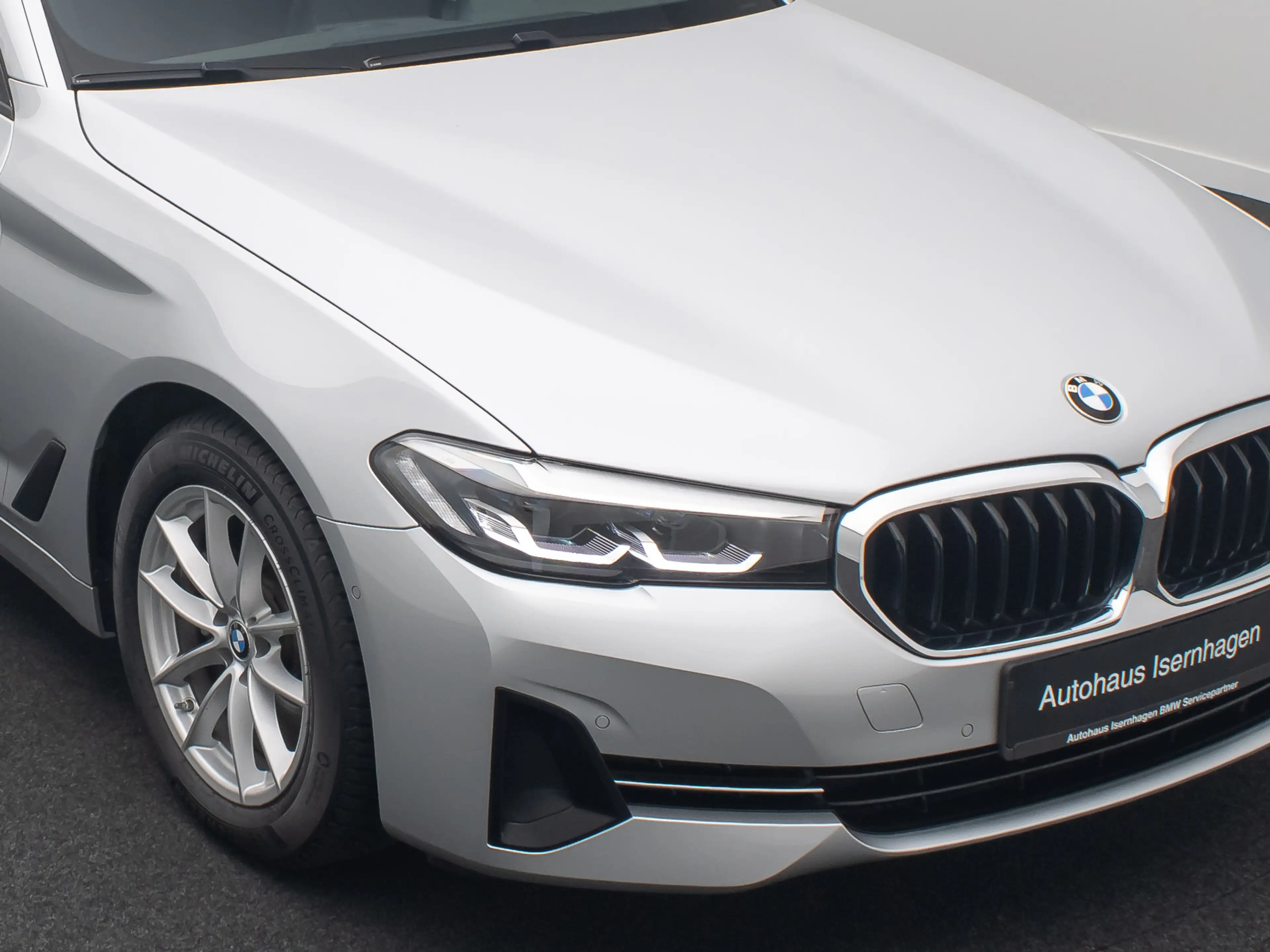 BMW 520 Kamera DAB 4xKlima Alarm GeschwindigReg — photo 19