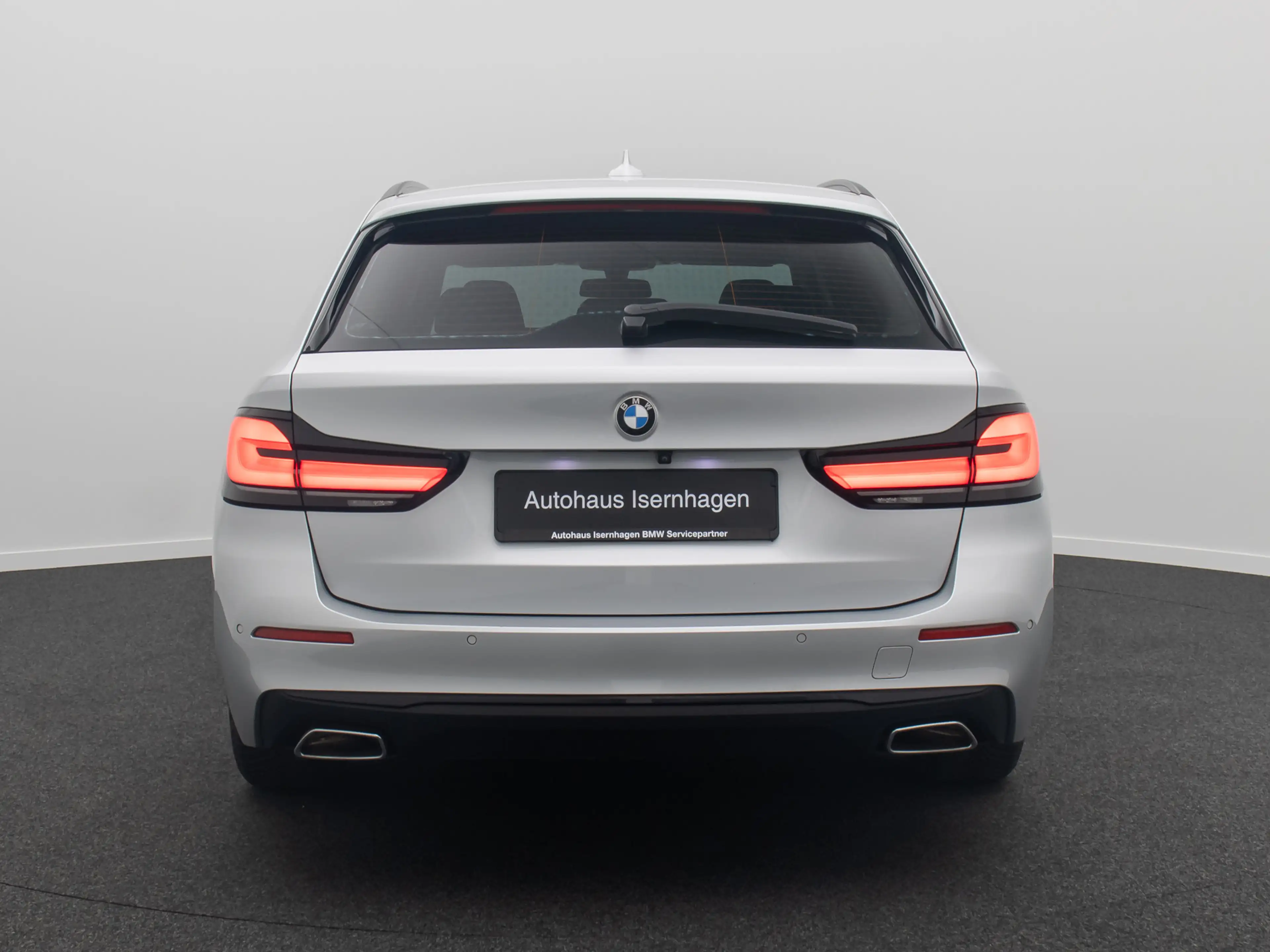 BMW 520 Kamera DAB 4xKlima Alarm GeschwindigReg — photo 8