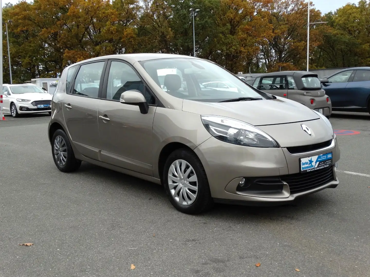 Renault Scenic III  1,5Dci-110Ps*PARIS*Klimaaut.*8-Fach Grau - 2