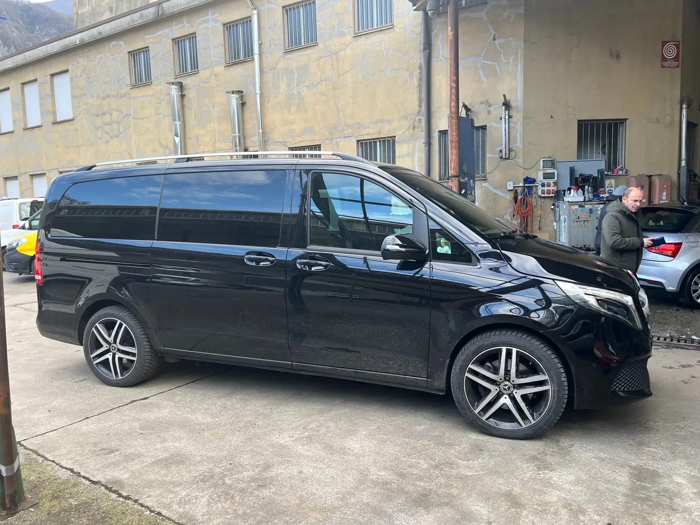 Mercedes-Benz V Classe V  2019 Long Long 220 d Premium 4matic auto Noir - 1