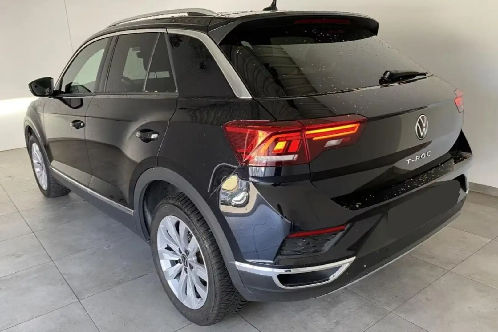 Volkswagen T-Roc 1.5 TSI Sport ADAP CRUISE STOELVERW. APPLE Zwart - 2