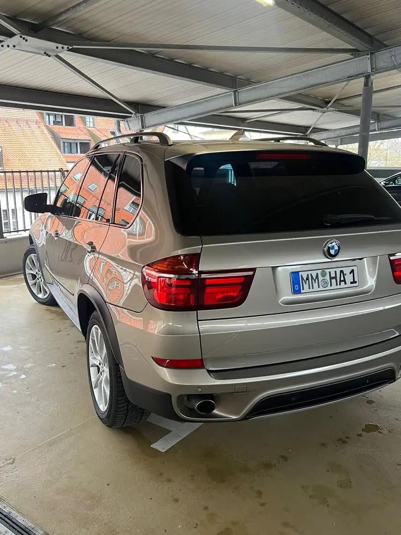 BMW X5 xDrive30d Brons - 2