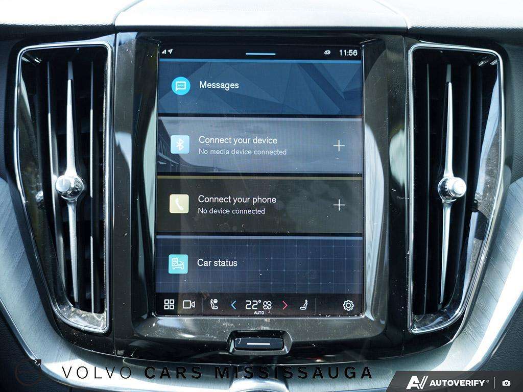 2025 Volvo XC60 B5 Plus Ex-Rental Special thumb 21