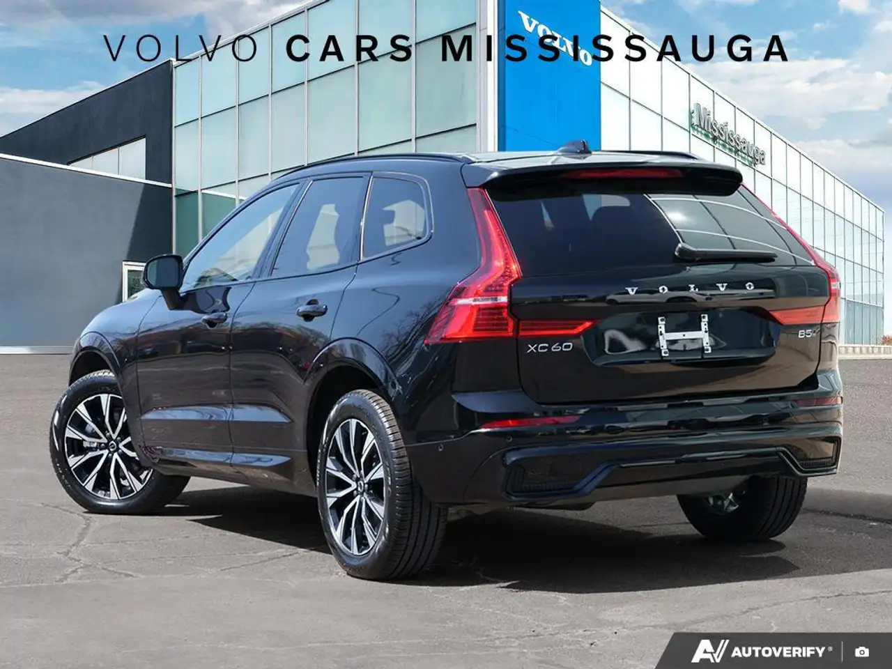 Volvo XC60 снимка Volvo XC60