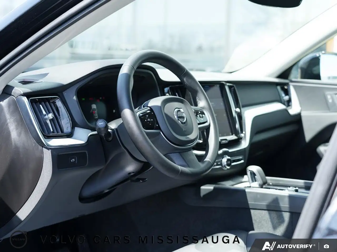 Volvo XC60 снимка Volvo XC60