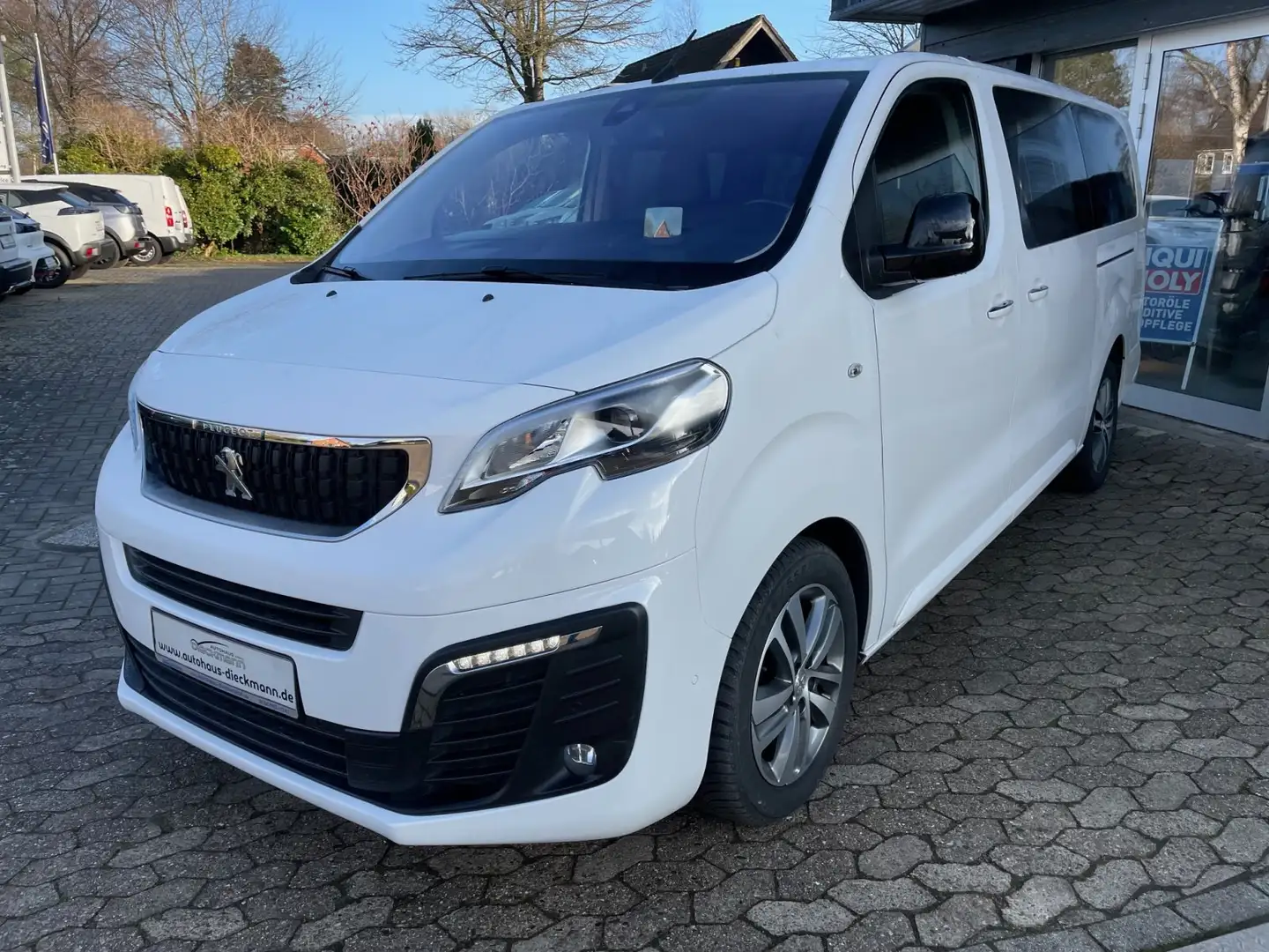 Peugeot Traveller 2.0 BlueHDi 180 S&S EAT8 L3 Allure / Pano / 7 Sitz Weiß - 2