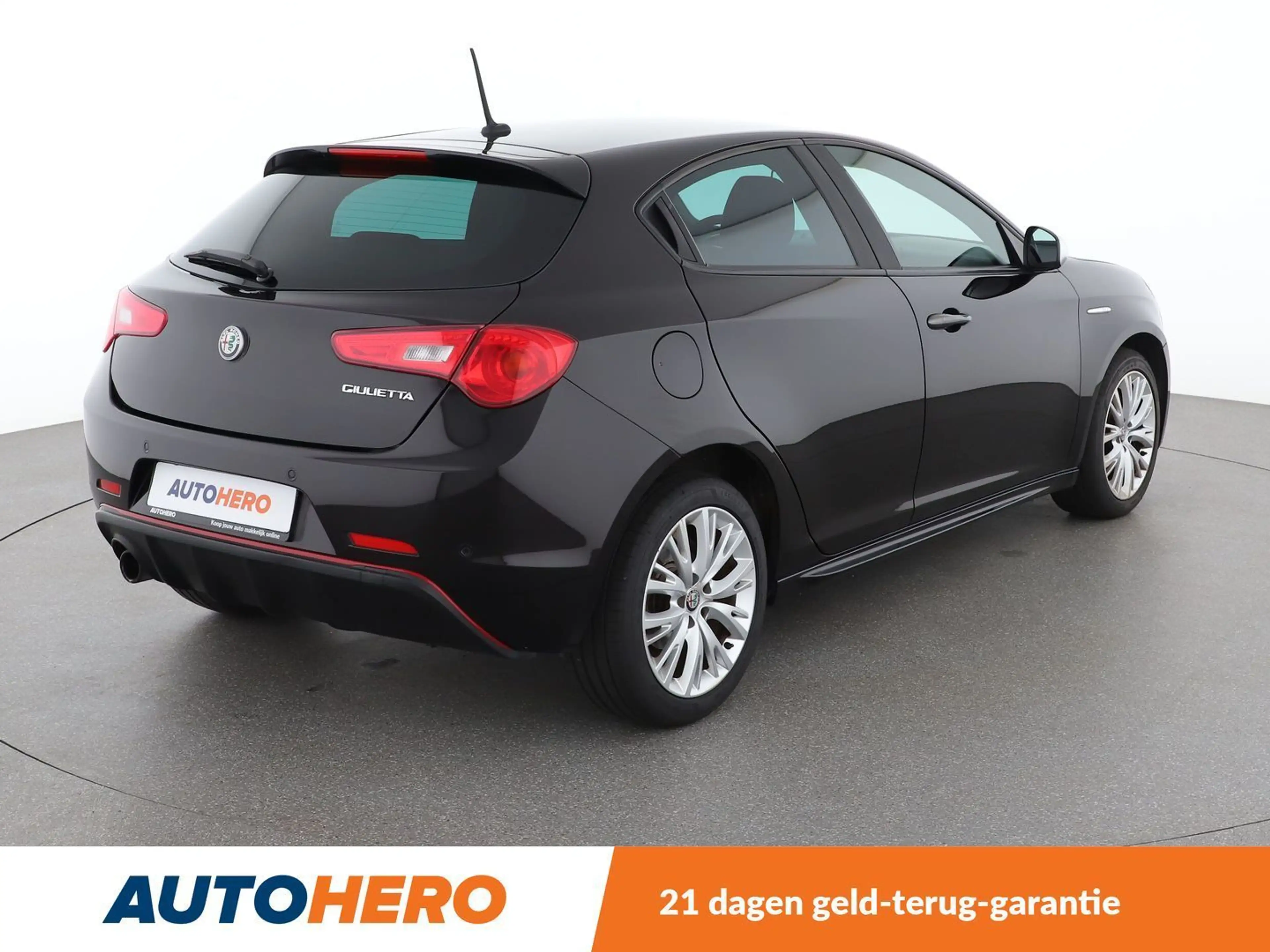 Alfa Romeo Giulietta 1.4 Turbo Super — photo 6