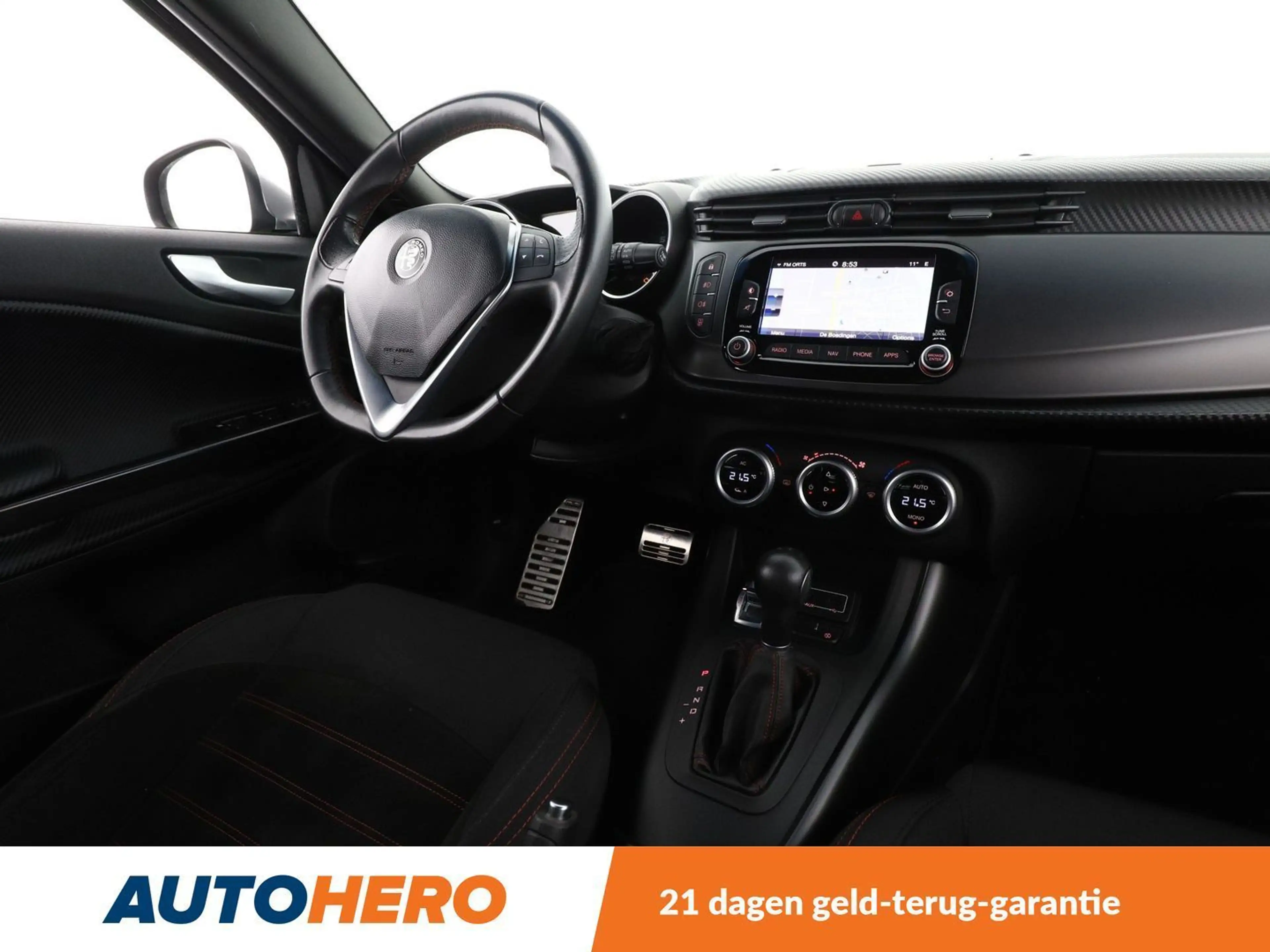 Alfa Romeo Giulietta 1.4 Turbo Super — photo 13