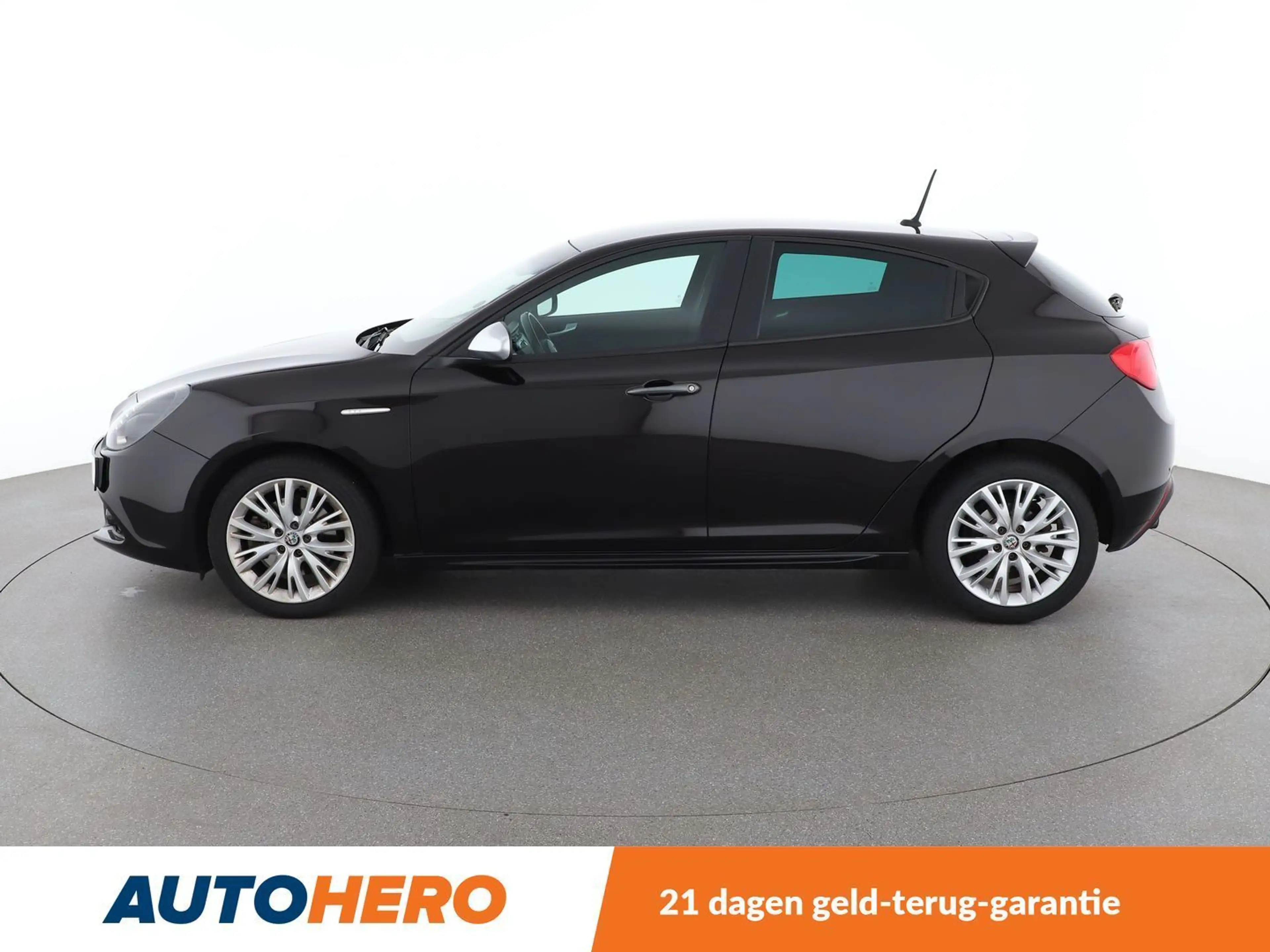 Alfa Romeo Giulietta 1.4 Turbo Super — photo 3