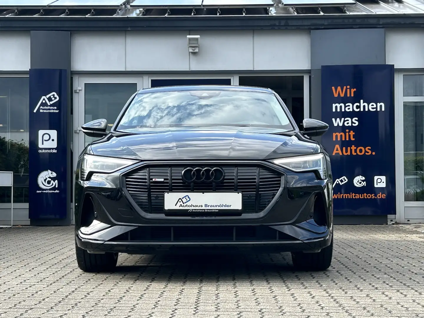 Audi e-tron 50 quattro S-line*AHK*Black*Tour*Stadt*Keyless* Schwarz - 1