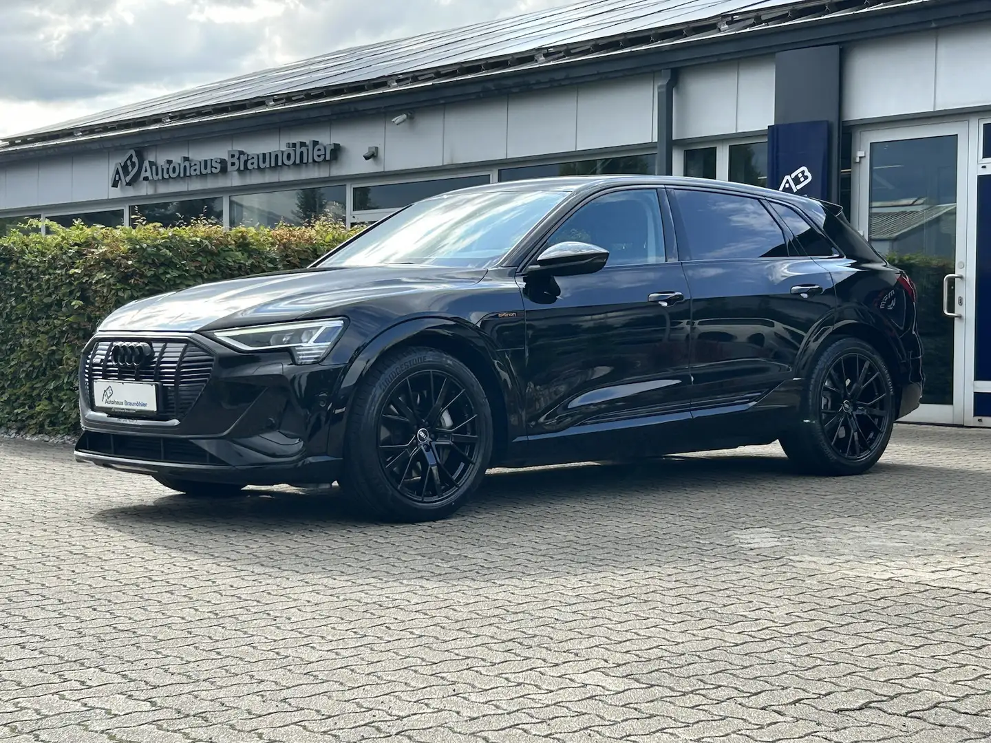 Audi e-tron 50 quattro S-line*AHK*Black*Tour*Stadt*Keyless* Schwarz - 2