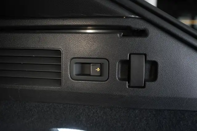 Volkswagen Arteon view 9