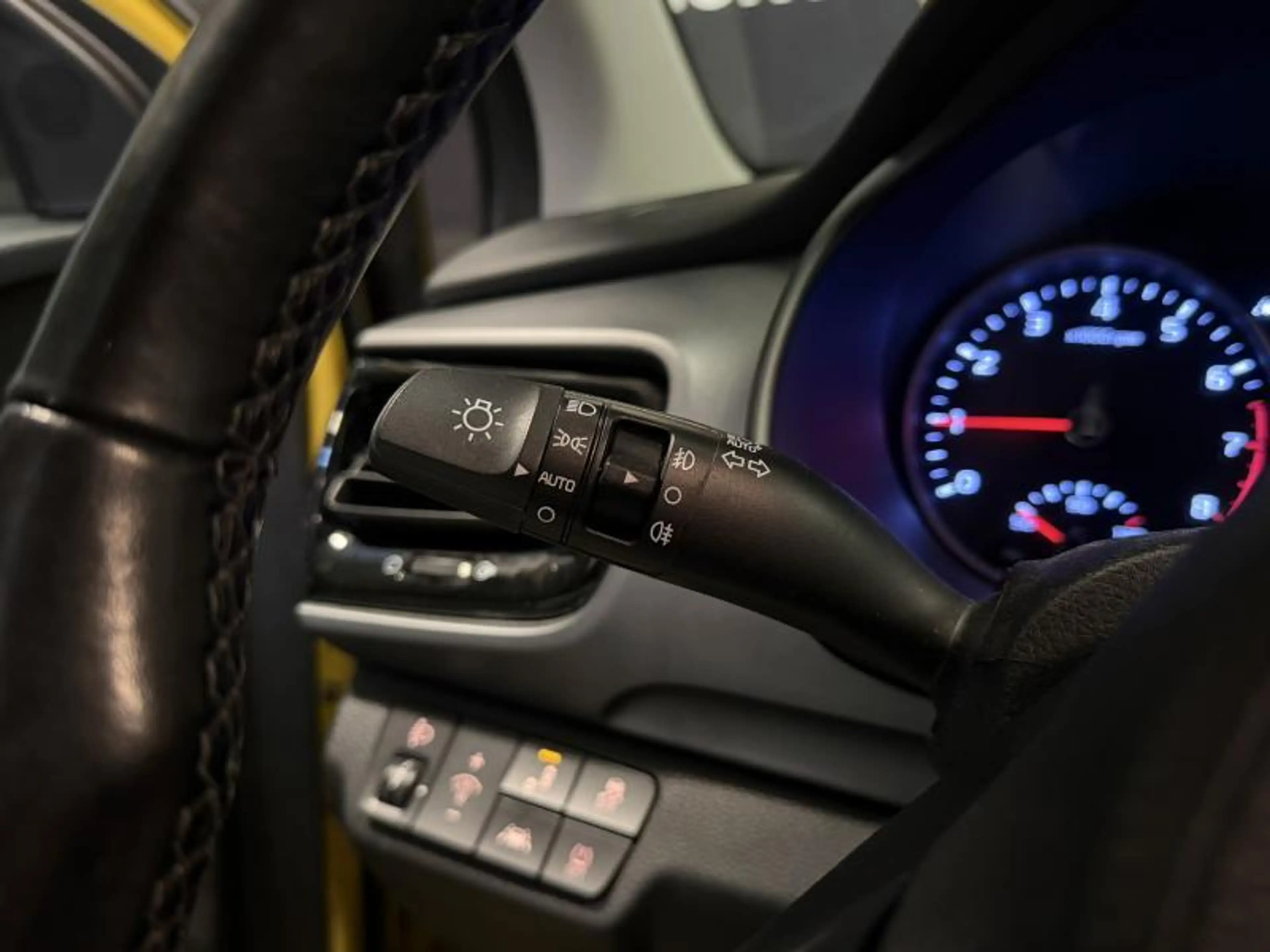 Kia Stonic 1.0TGDi 120cv *CARPLAY*NAVI*CAMERA*CLIM* — photo 14