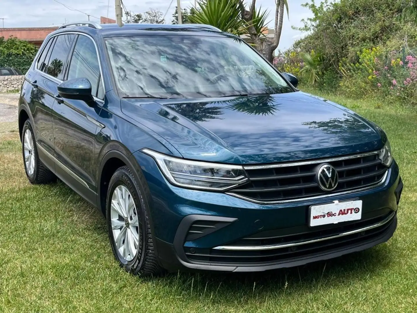 Volkswagen Tiguan Tiguan 2.0 tdi Life 122cv Blu/Azzurro - 1