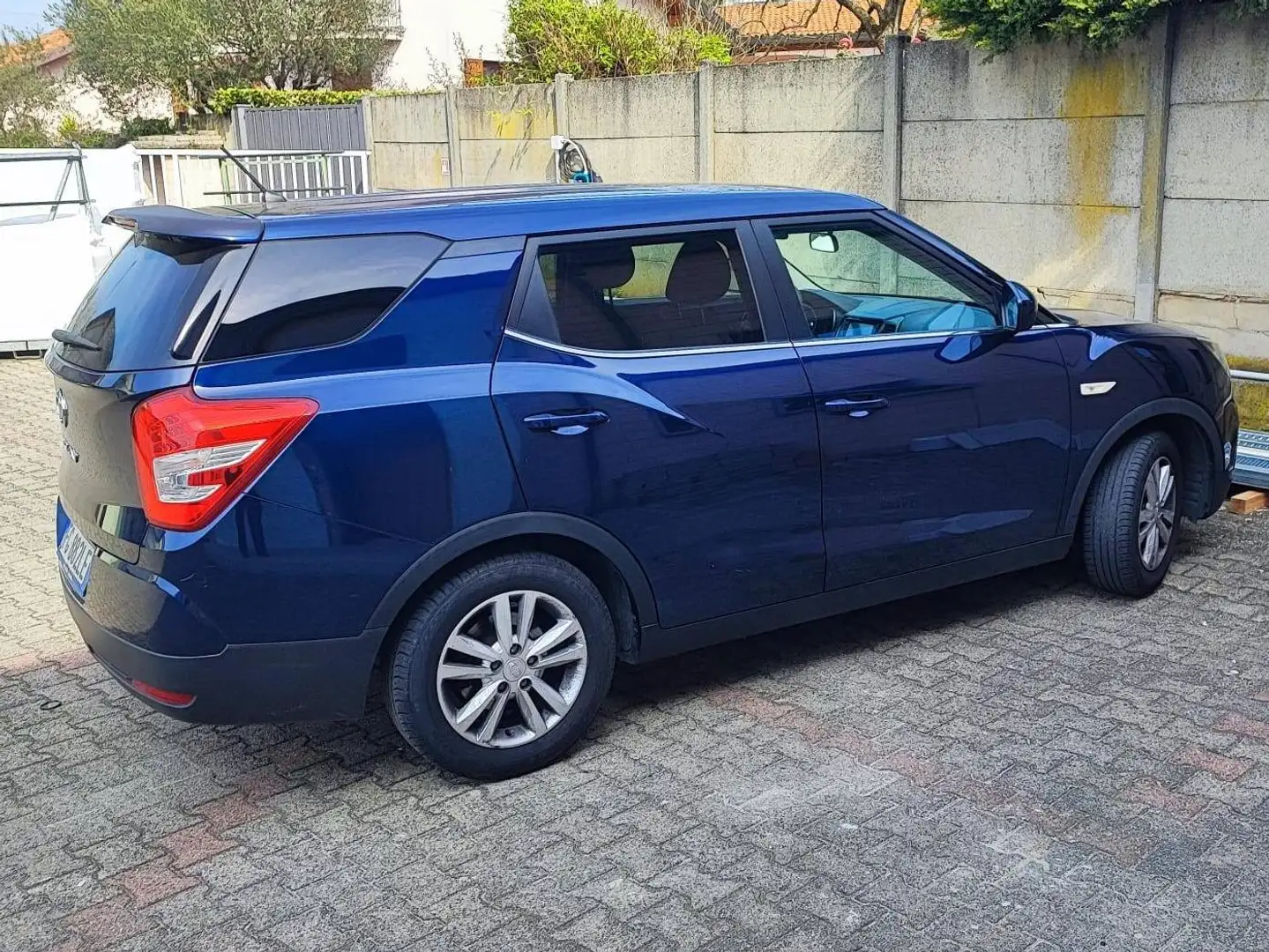 SsangYong XLV 1.6d Be 2wd - 1