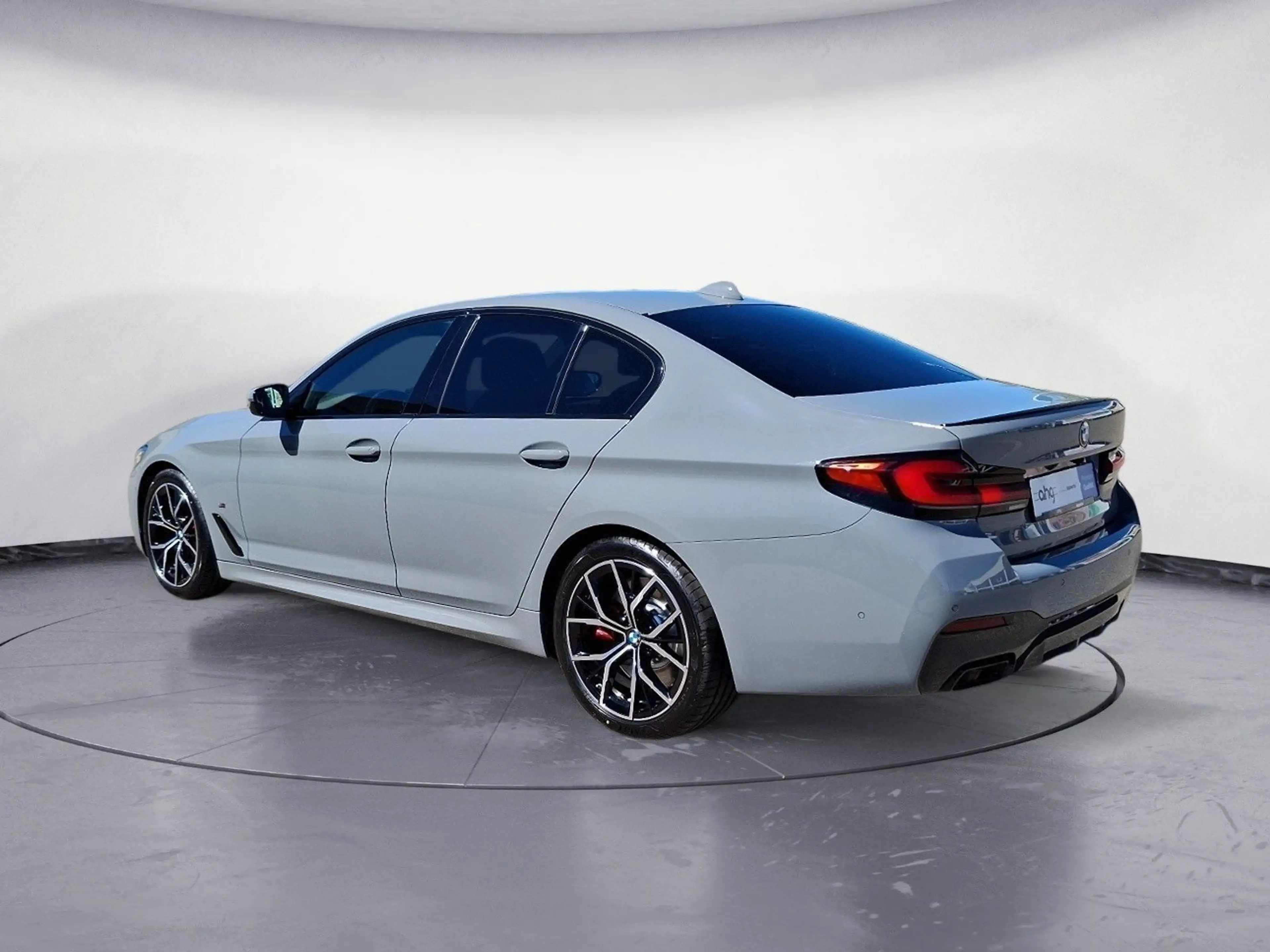 BMW 550 i xDrive Innovationsp. Sport Aut. Klimaaut. — photo 4