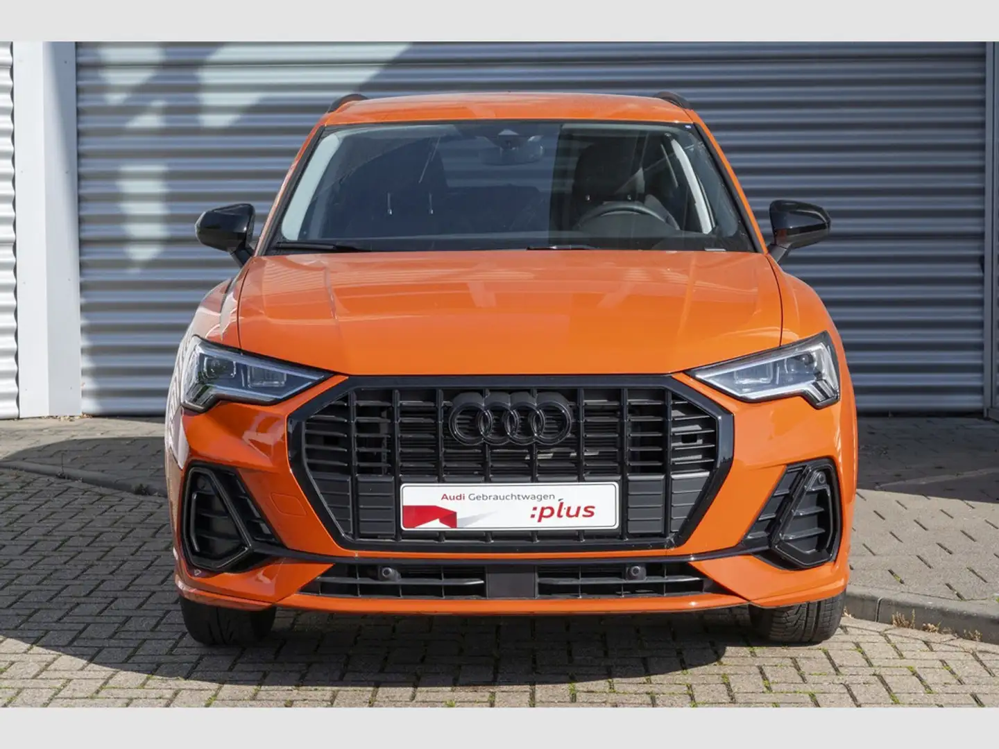 Audi Q3 S line 35 TFSI S tronic AHK*E-Klappe*LED Orange - 2