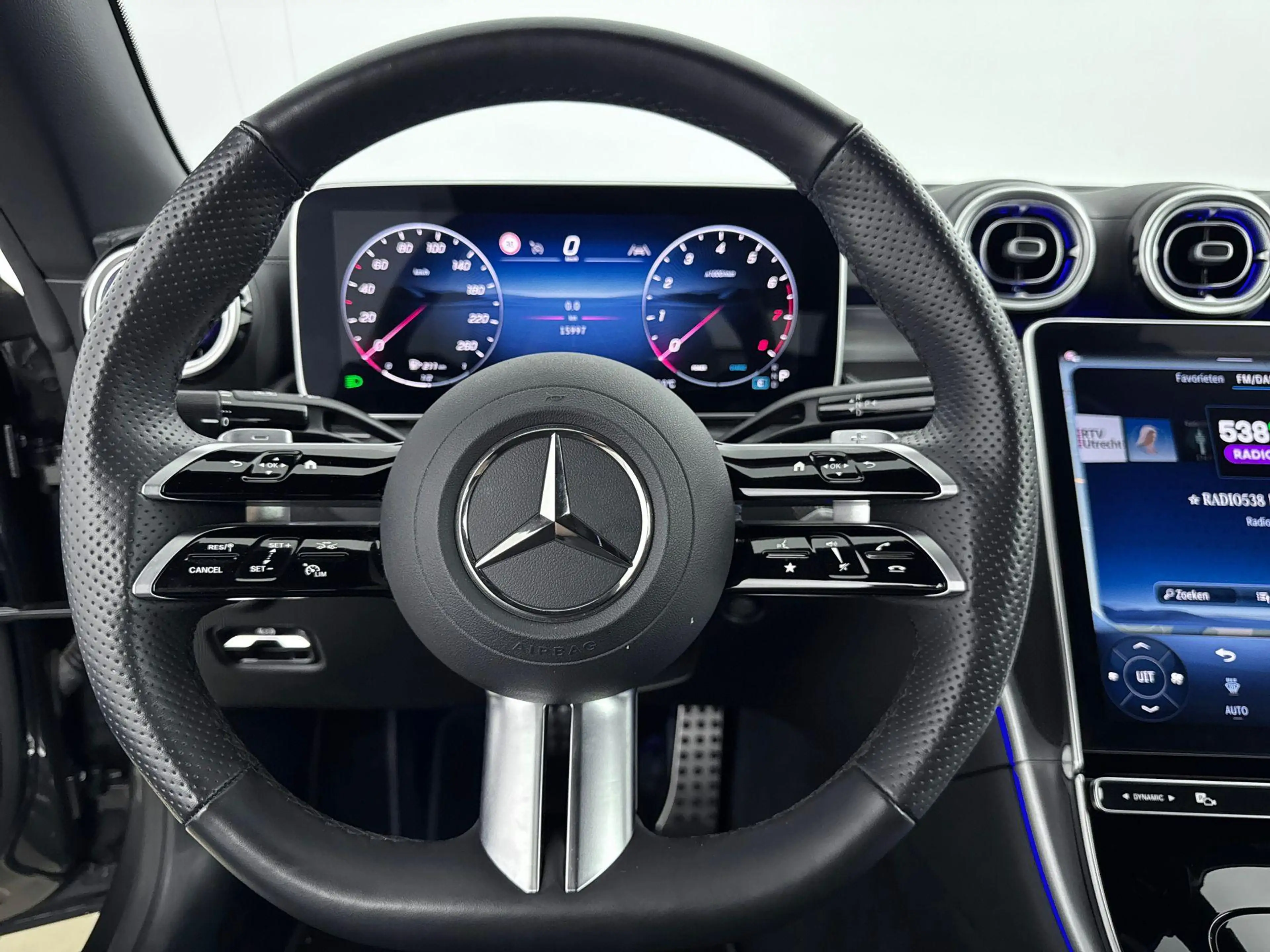 Mercedes-Benz CLE 200 Cabriolet CLE Cabriolet Automaat AMG Line | Nightp — photo 14
