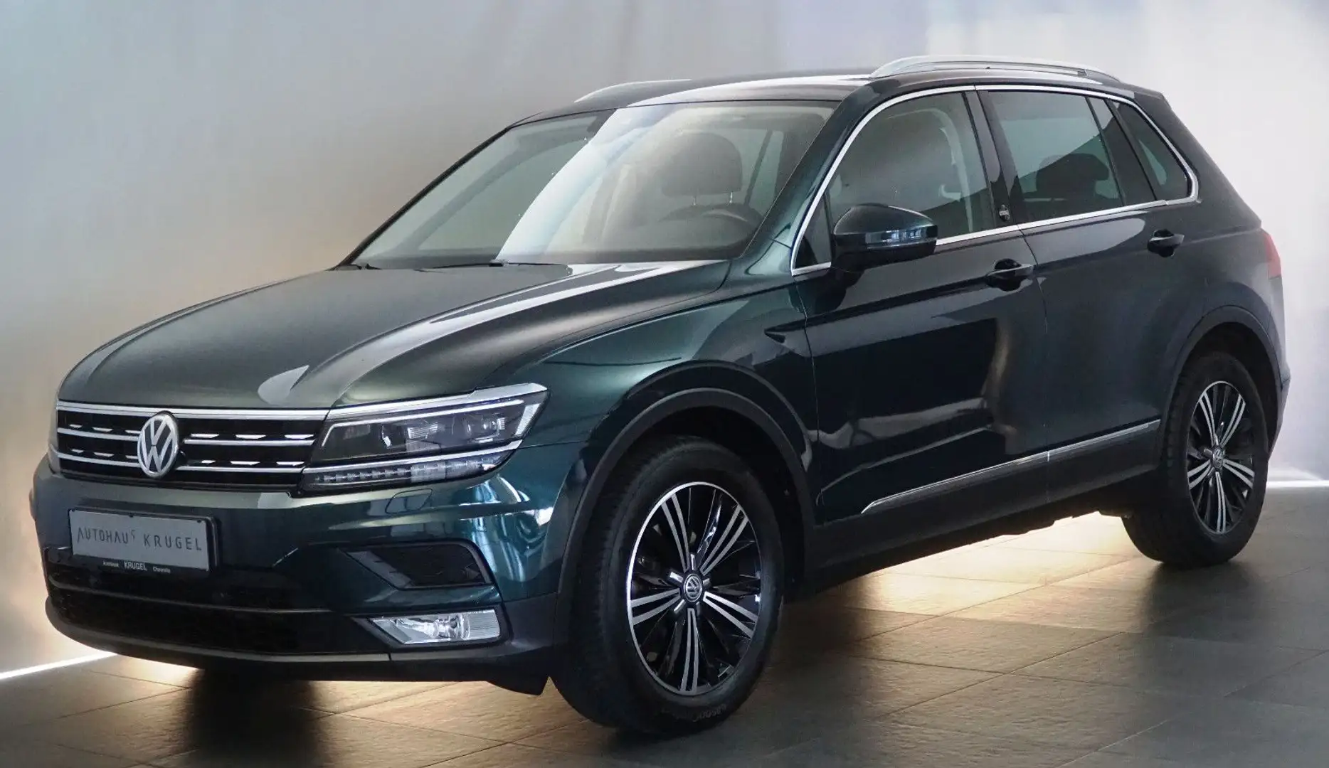 Volkswagen Tiguan Sound mit Standheizung Зелений - 1