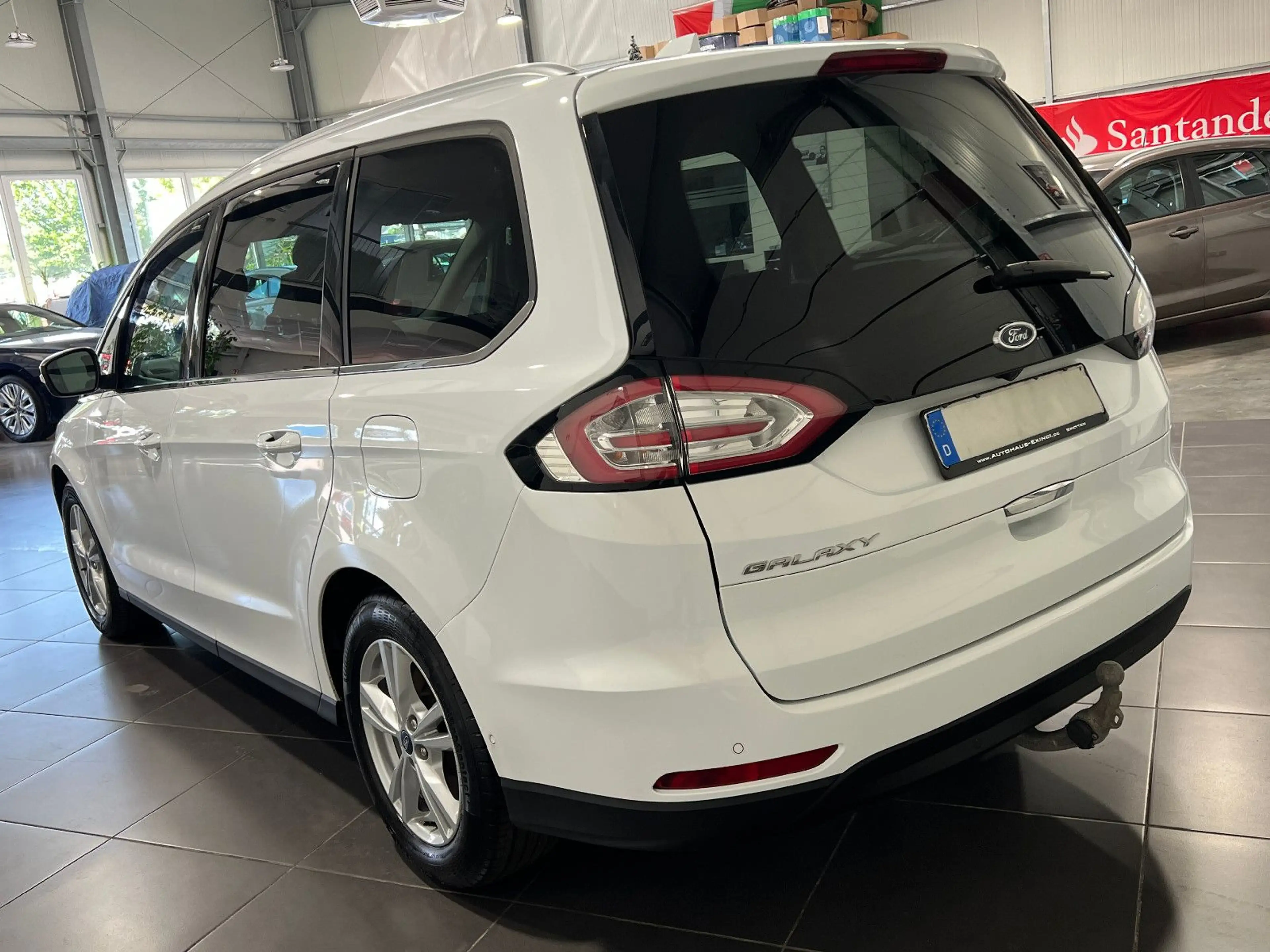 Ford Galaxy 2.0 TDCi Automatik **7-Sitze**Navi*AHK** — photo 2