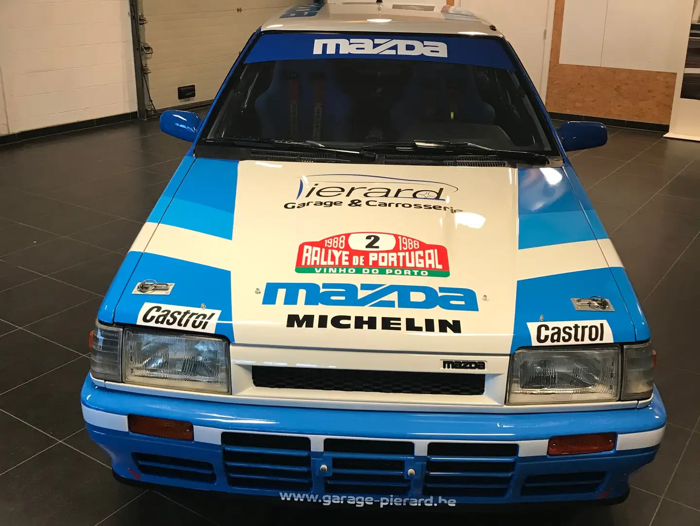 Mazda 323 Turbo 4wd Weiß - 2