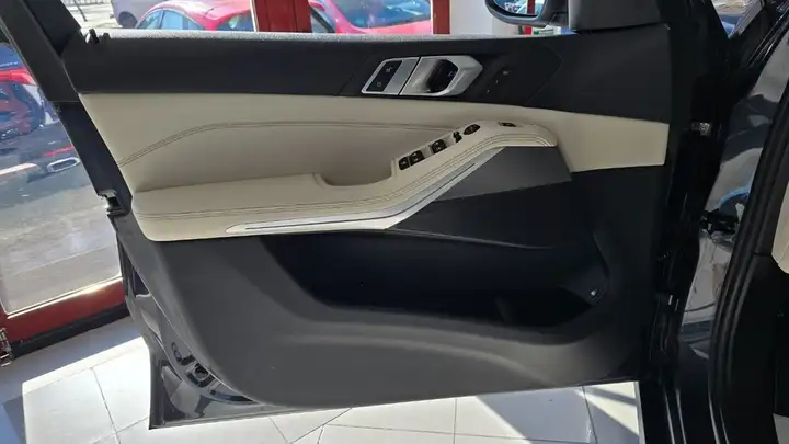 BMW X5 xDrive45e 2020, foto 30