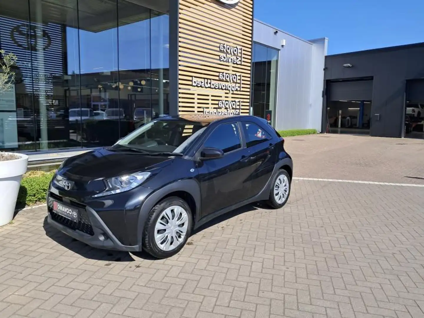 Toyota Aygo X X play Zwart - 2