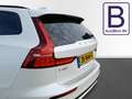 Volvo V60 2.0 T8 AWD R-Design /Pano/Leder/Trekh/Bower&Wilkin Weiß - thumbnail 15