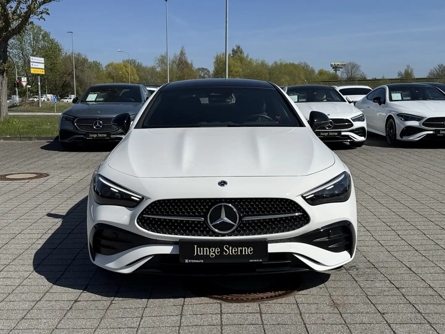 Mercedes-Benz CLE 220 CLE 220 d Coupé AMG Premium HUD Burmester Pano BC Weiß - 2