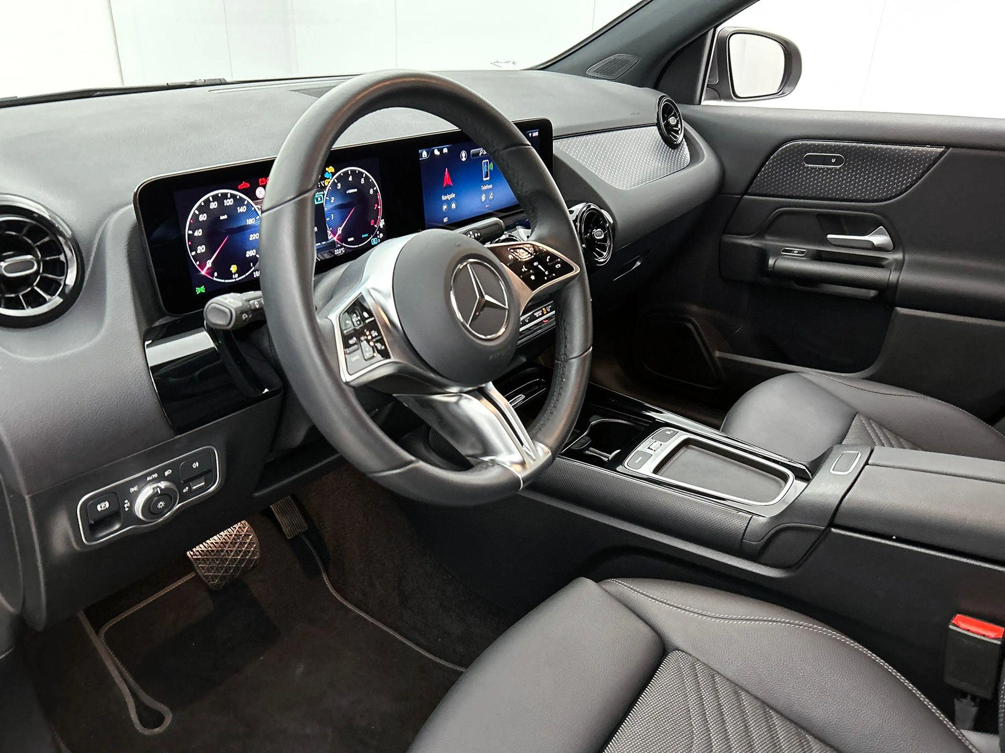 Mercedes-Benz GLA 180 Business line | Smartphone Integratie | Verwarmde — photo 8