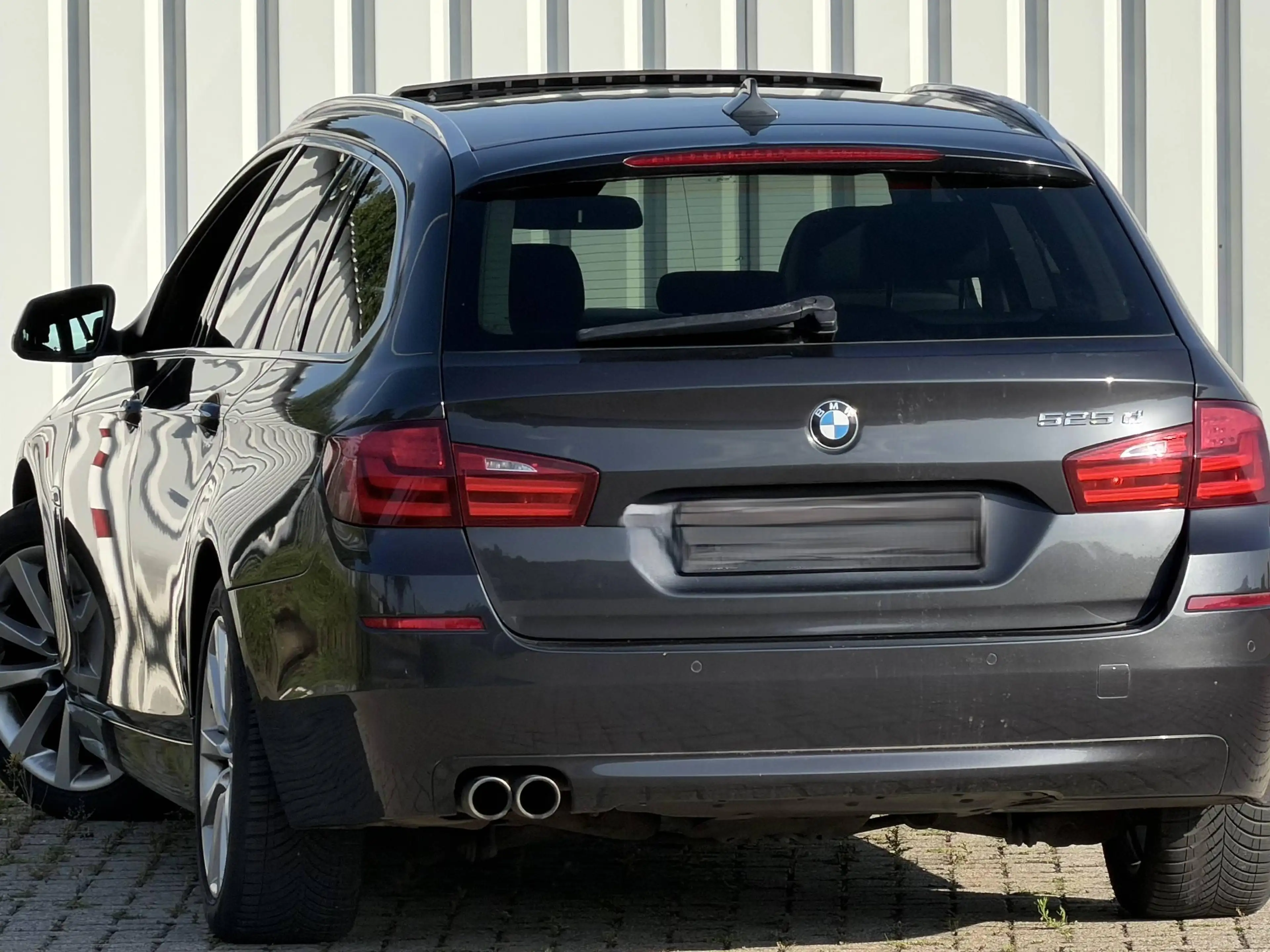 BMW 525 525d Touring Leder Standhz. HuD Softclose LED Pano Voll — photo 2