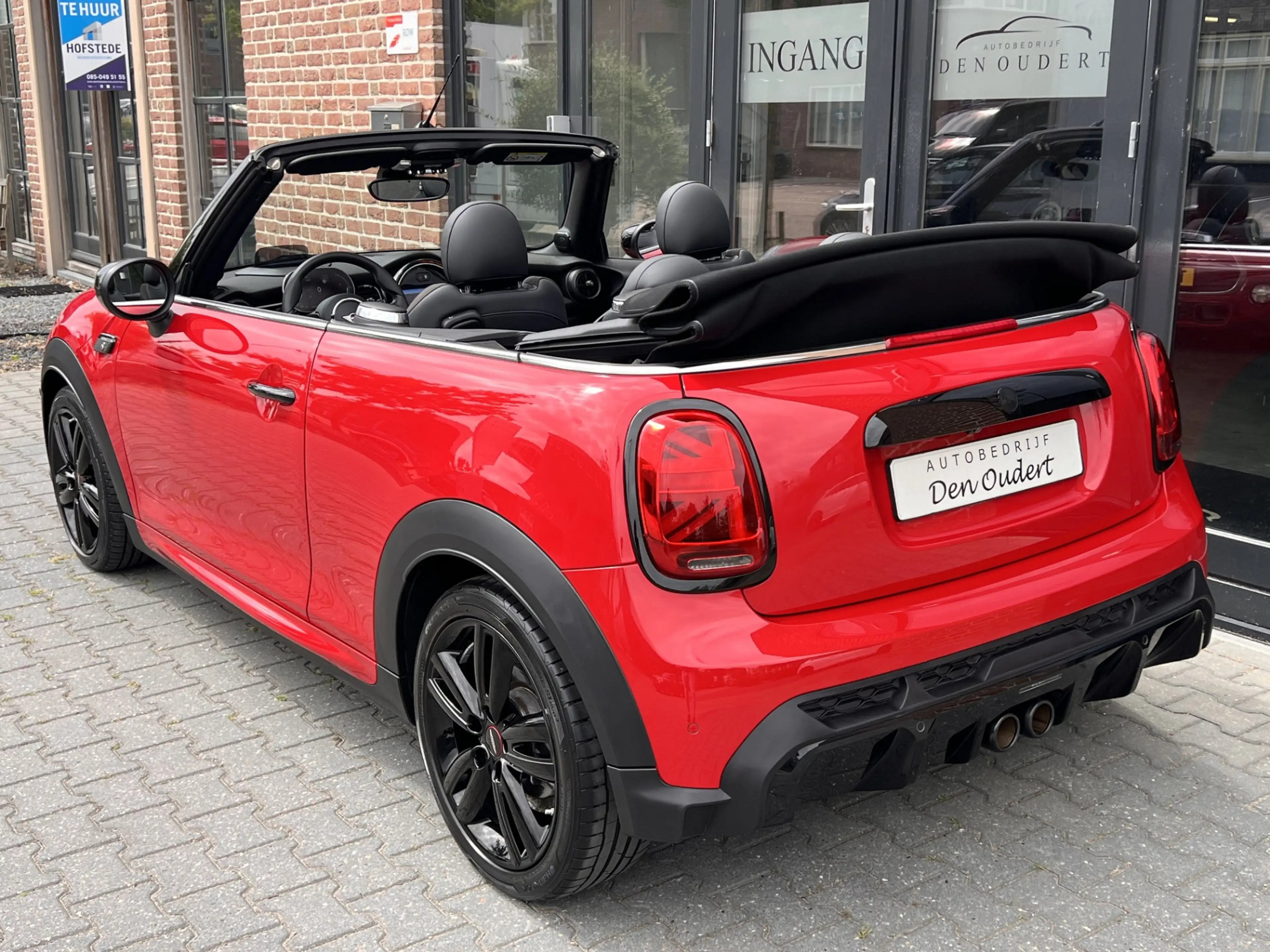 MINI Cooper S Cabrio 2.0 John Cooper Works AUT. JCW / HEAD UP/ HARMAN V — photo 6