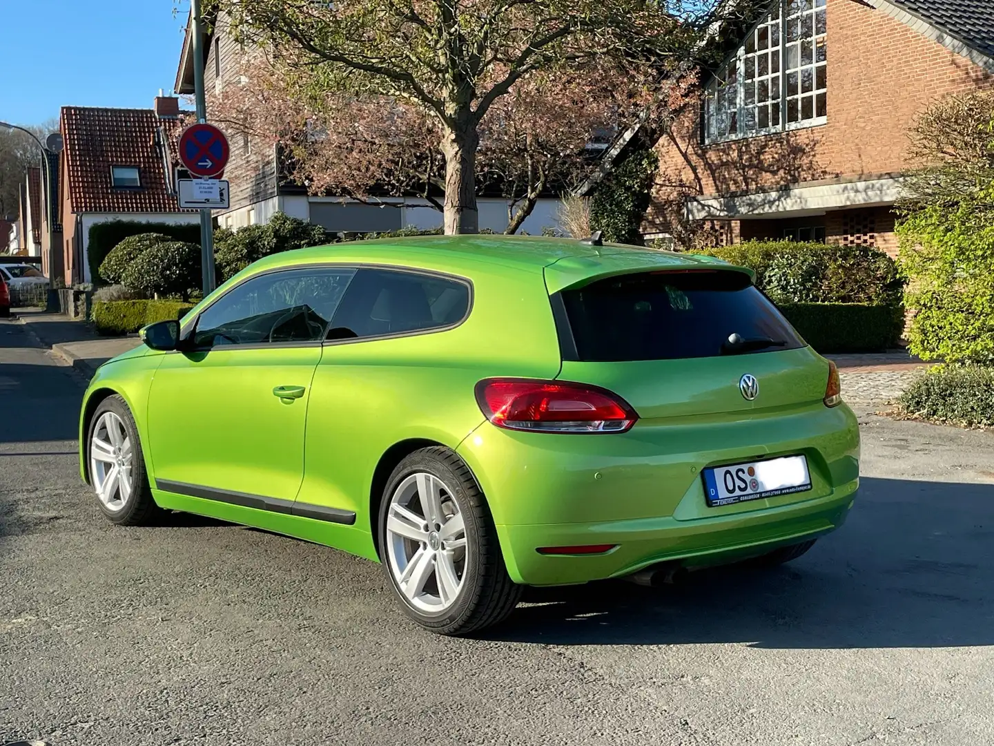 Volkswagen Scirocco Match 2.0 TDI Verde - 2