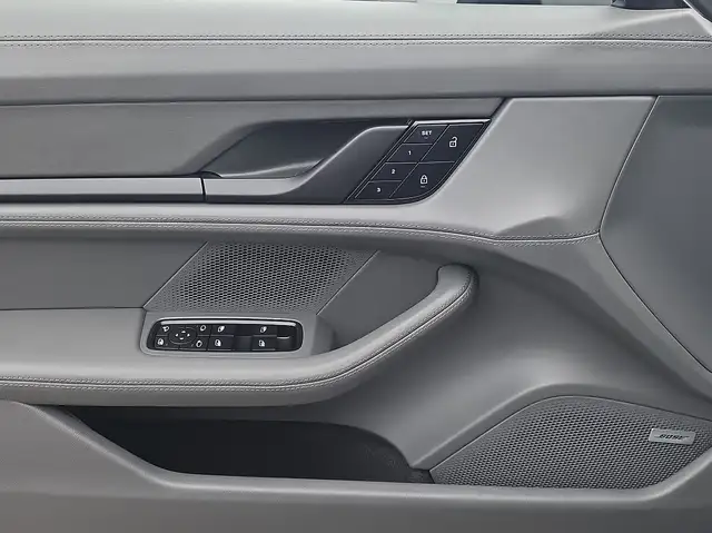 Porsche Taycan 4S Cross Turismo Ansicht 18