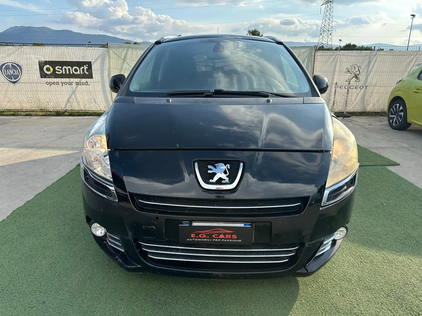 Peugeot 5008 1.6HDI*7 POSTI*111CV*TETTO PANORAMICO* Noir - 2
