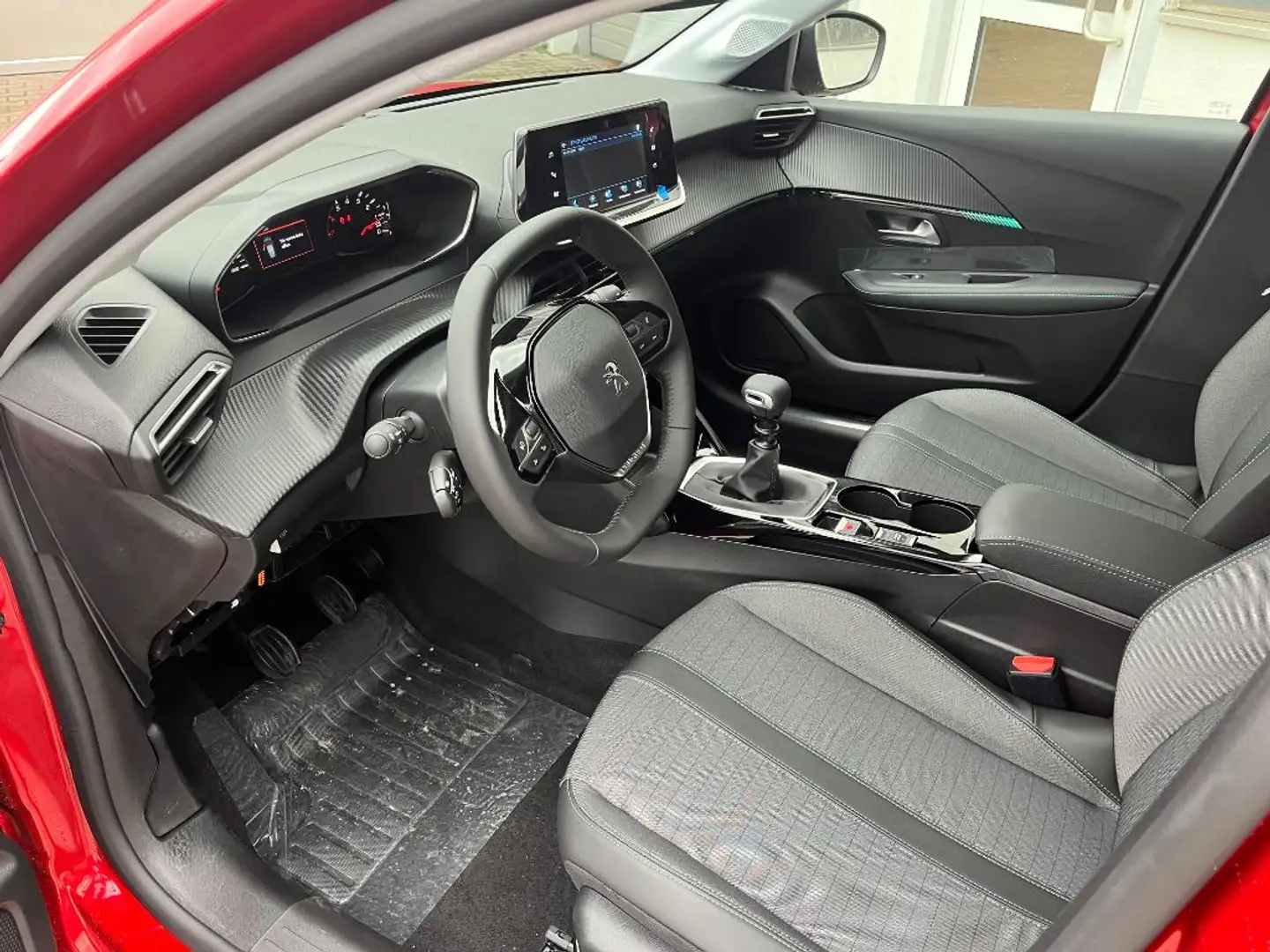 Peugeot 208 PureTech 100 Allure (U) Rouge - 2