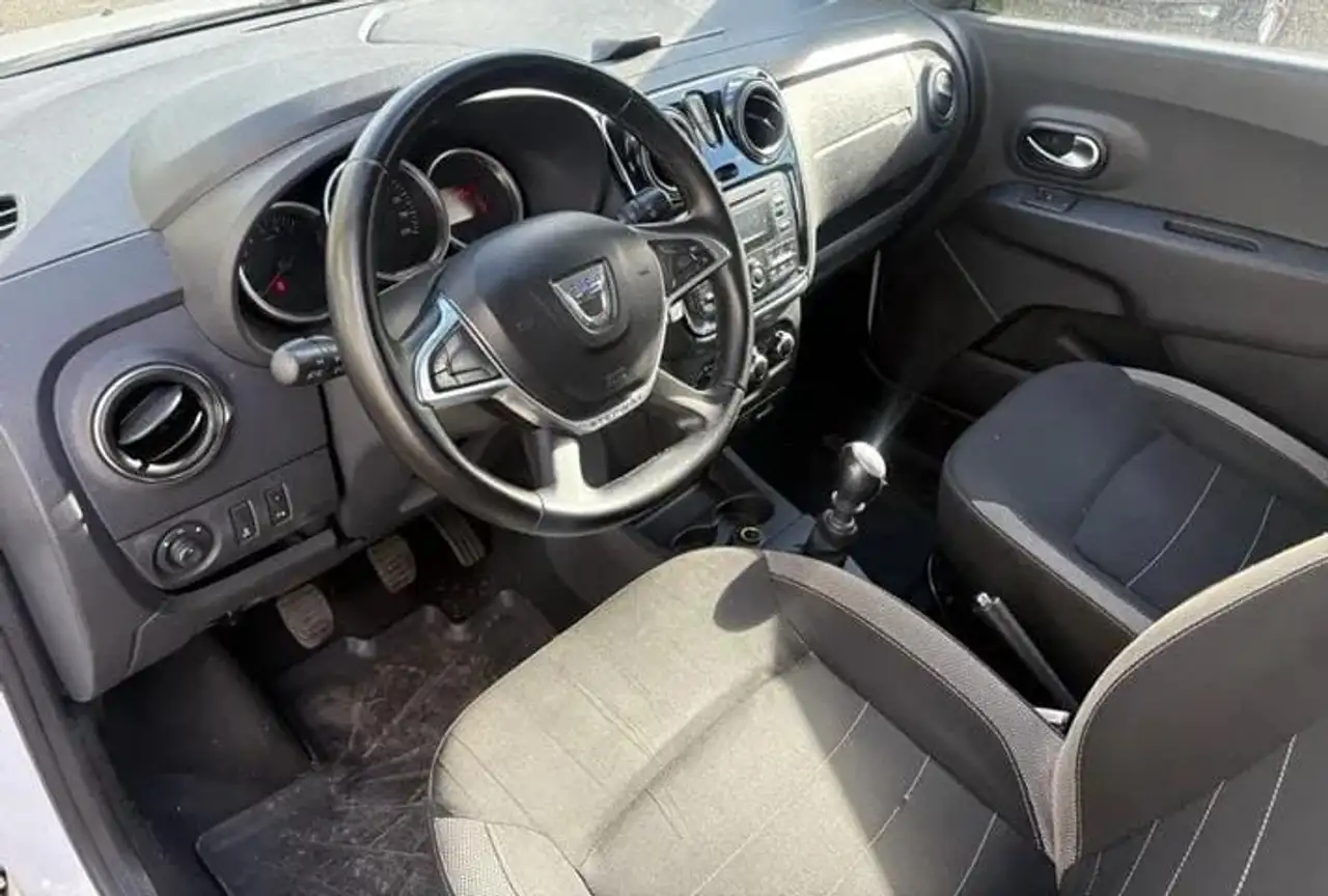 Dacia Lodgy