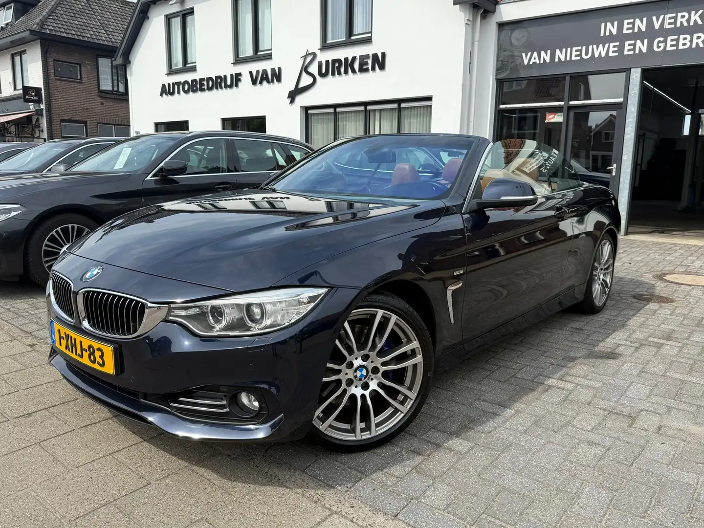 BMW 420 4-serie Cabrio 420i High Executive,Stoelverwarming Blauw - 1